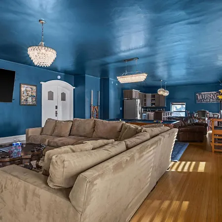 Billiards Suite 1100Sqft Lounge Inspired Luxury
